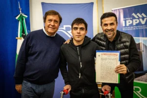 1745279922_44b1ba48f2af2265db2e