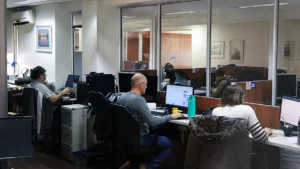 1749225979_46c85d2c1c0283d7a321