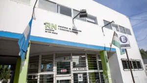 1750183999_f5de70832d2e26cc70e8