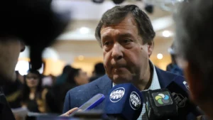 1754078054_fe8adcad1dc961b1fcee