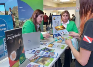 1755019236_f590cb18e00f6856b663