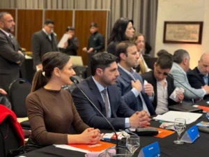 1757074678_d04d84dbbf049225ae58