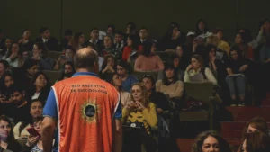 1757532476_4b0c06964a747e161379