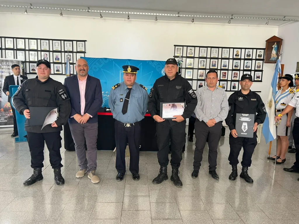 1760721914_b362583327e015a69c29