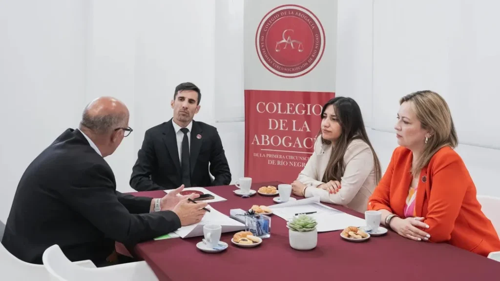 1766063907_ee587d4b985c9ee6792f