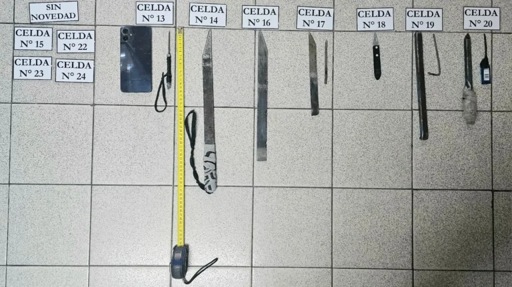 1766424645_fab13dacee48bbfa9ed2