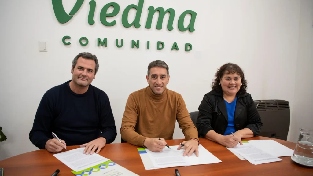 1777397906_2b4a40b3d91ba895ee07